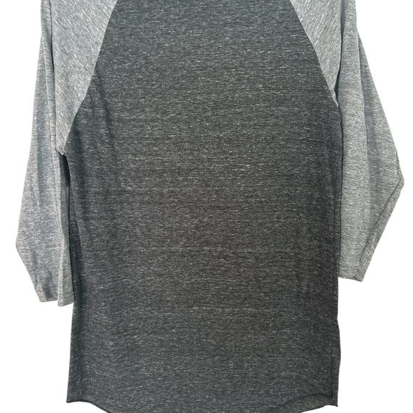 Women’s Disney Quarter TShirt - Picture 2 of 3